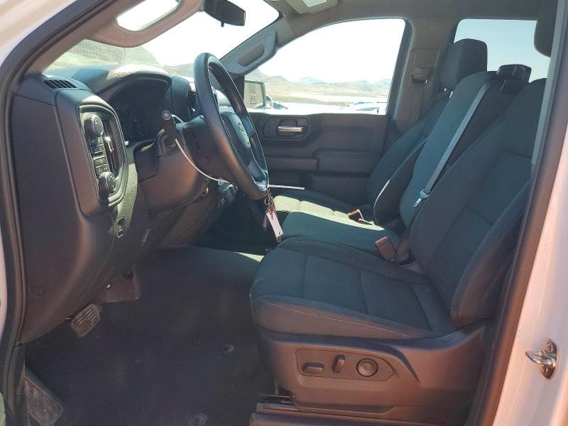 2025 CHEVROLET SILVERADO K1500 CUSTOM 7