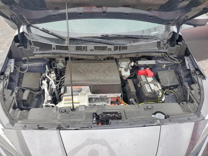 2022 NISSAN LEAF SV PLUS 11