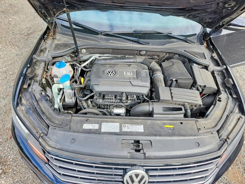2017 VOLKSWAGEN PASSAT S 11