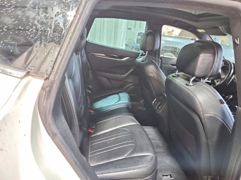 2017 MASERATI LEVANTE S 11