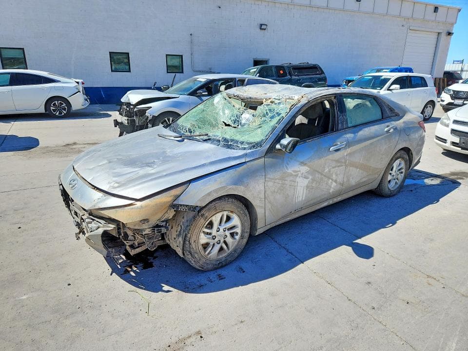2021 HYUNDAI ELANTRA SE - 1