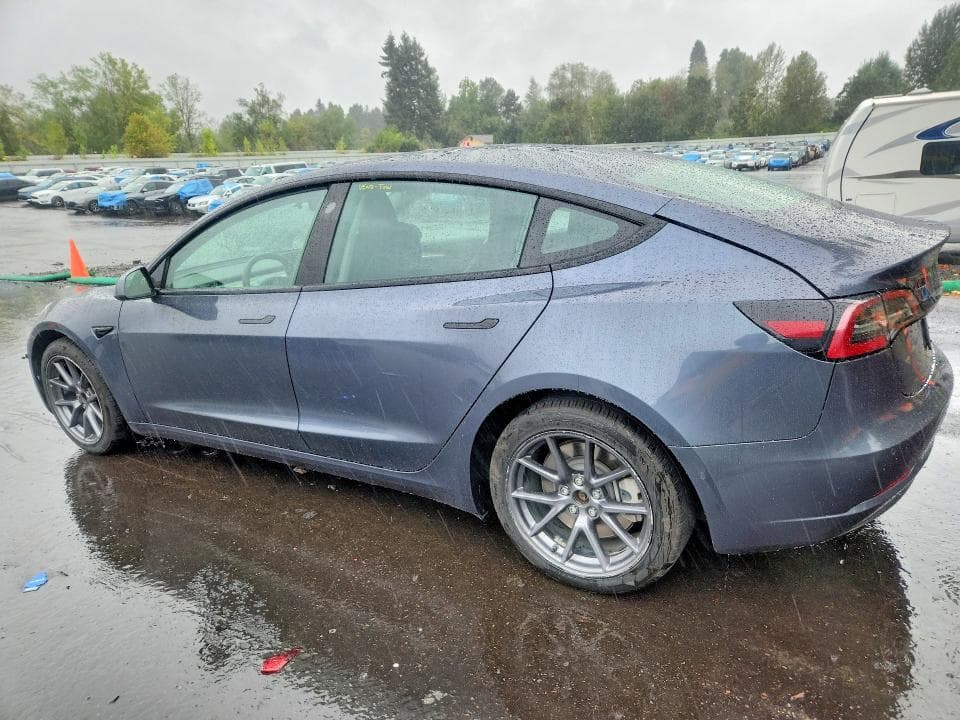 2022 TESLA MODEL 3 2