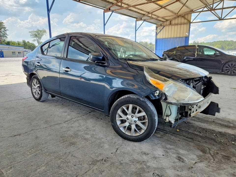 2017 NISSAN VERSA 1.6 S 4