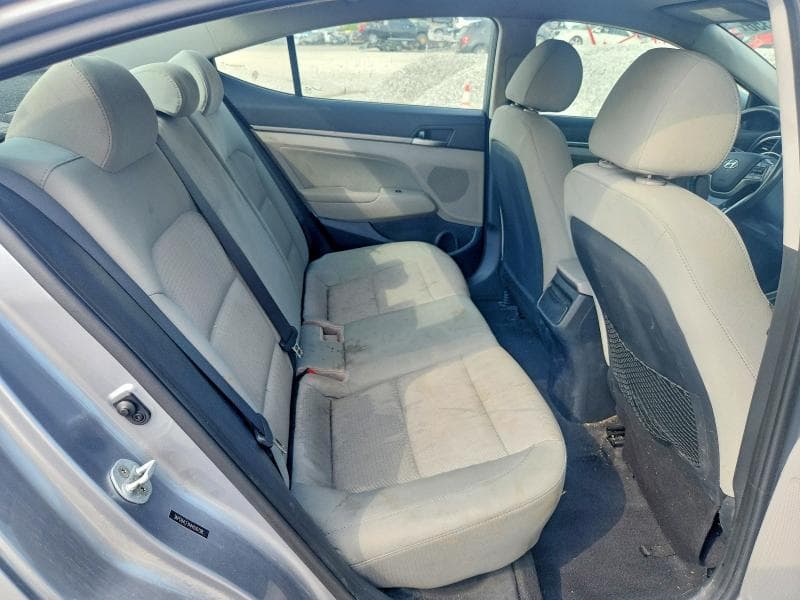 2017 HYUNDAI ELANTRA SE 10