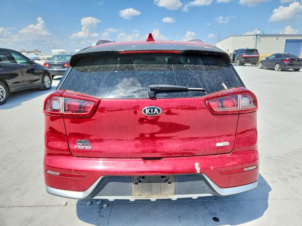 2018 KIA NIRO LX 6