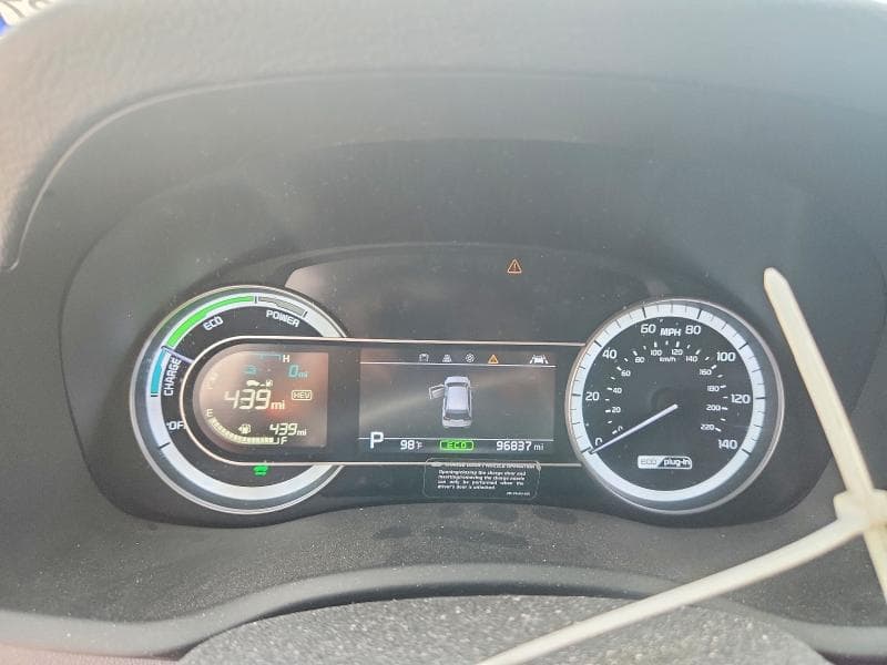 2019 KIA NIRO LX 9