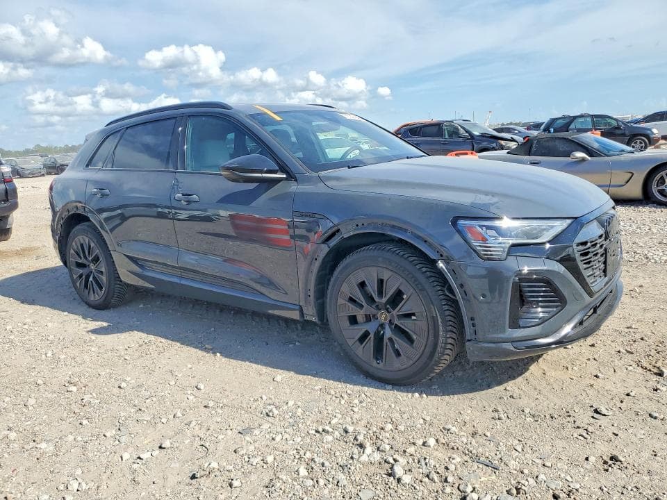 2024 AUDI Q8 E-TRON PRESTIGE 4