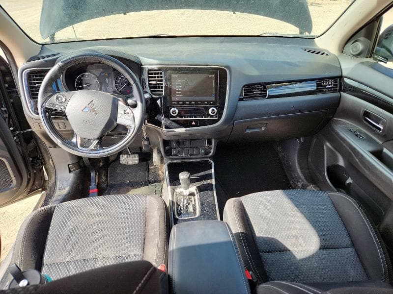 2020 MITSUBISHI OUTLANDER ES 8
