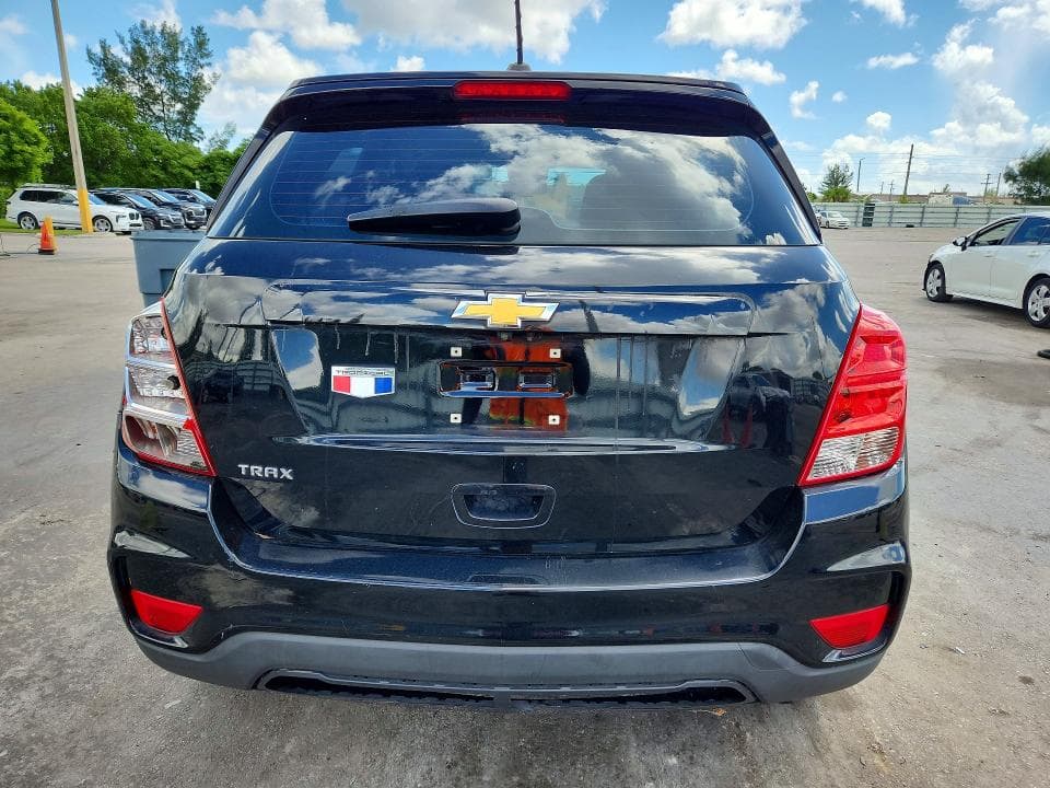 2019 CHEVROLET TRAX LS 6