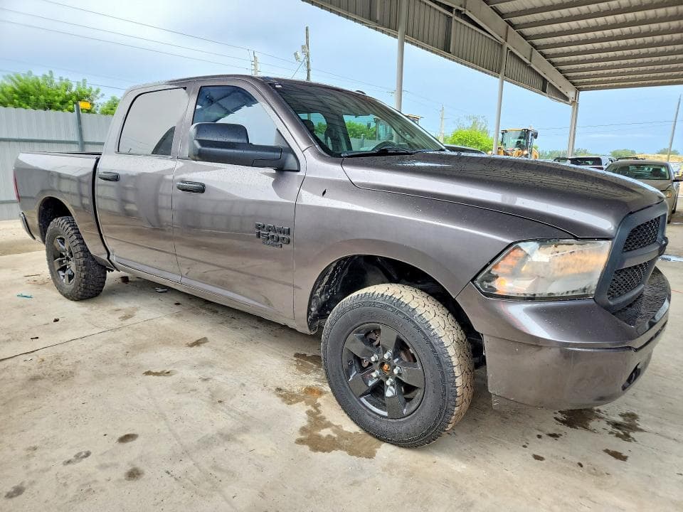 2021 RAM 1500 CLASSIC TRADESMAN 4