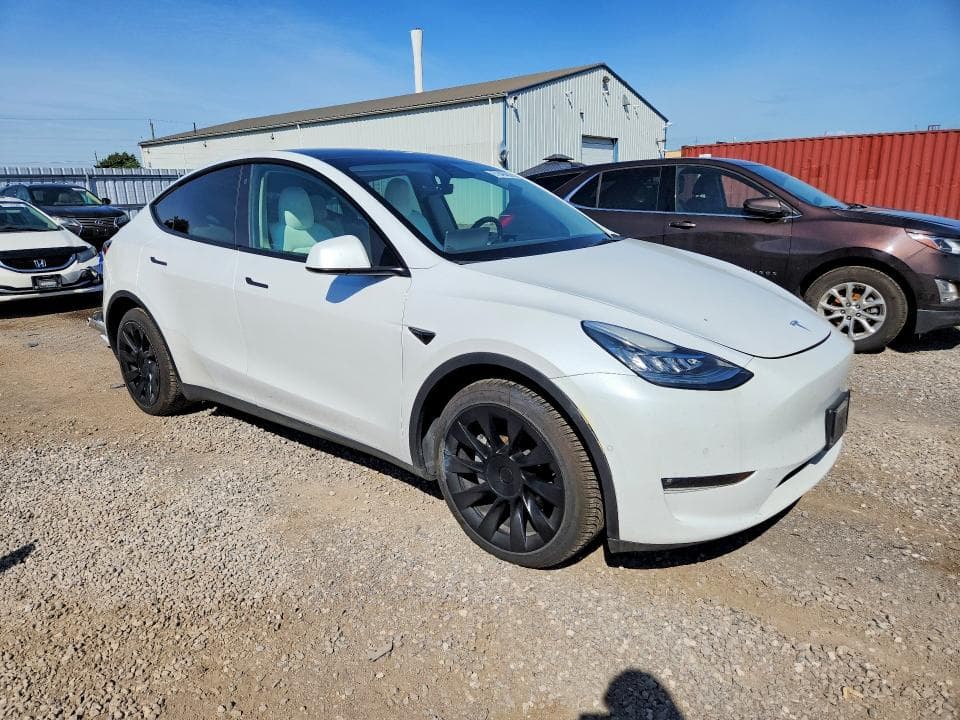 2022 TESLA MODEL Y 4