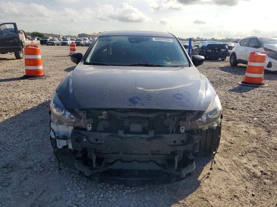 2018 MAZDA 3 TOURING 5