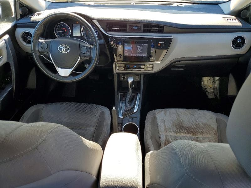 2017 TOYOTA COROLLA LE 8