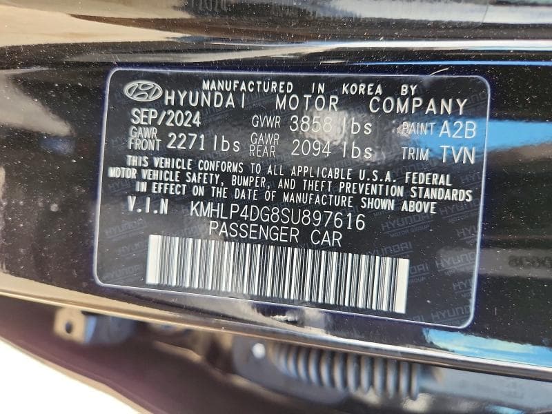2025 HYUNDAI ELANTRA LIMITED 12