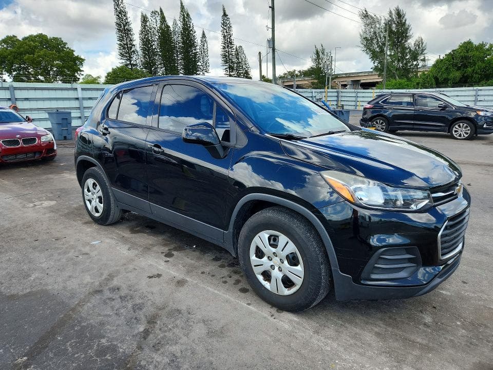 2019 CHEVROLET TRAX LS 4