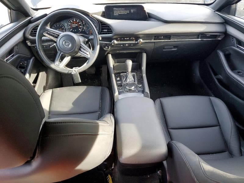 2019 MAZDA 3 8