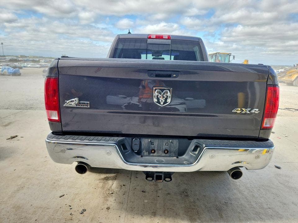 2017 RAM 1500 SLT 6