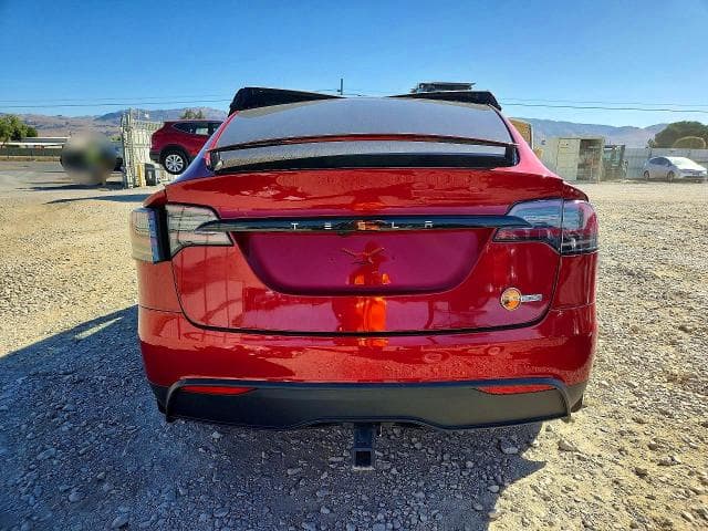 2025 TESLA MODEL X 6