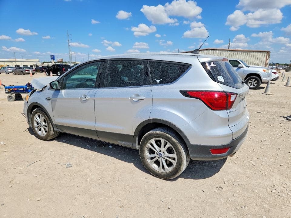 2019 FORD ESCAPE SE 2