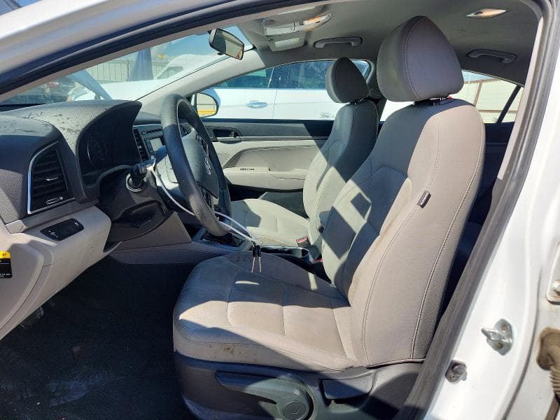 2017 HYUNDAI ELANTRA SE 7