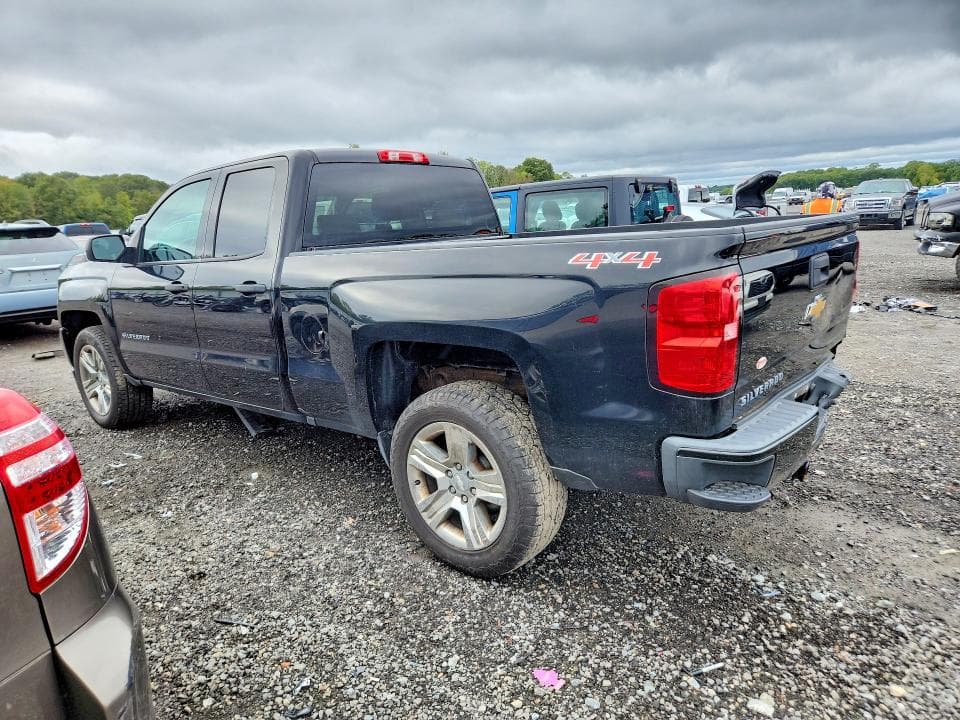 2017 CHEVROLET SILVERADO K1500 CUSTOM 2