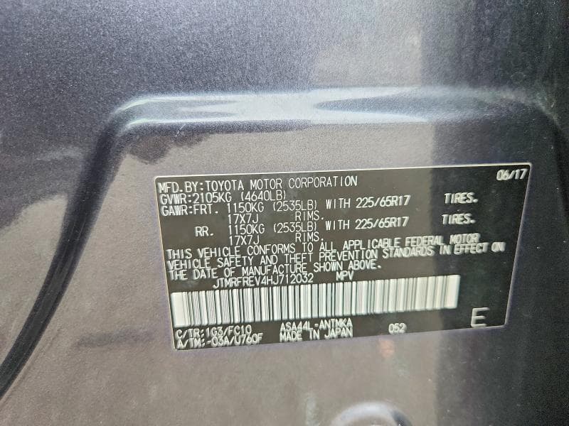 2017 TOYOTA RAV4 XLE 14