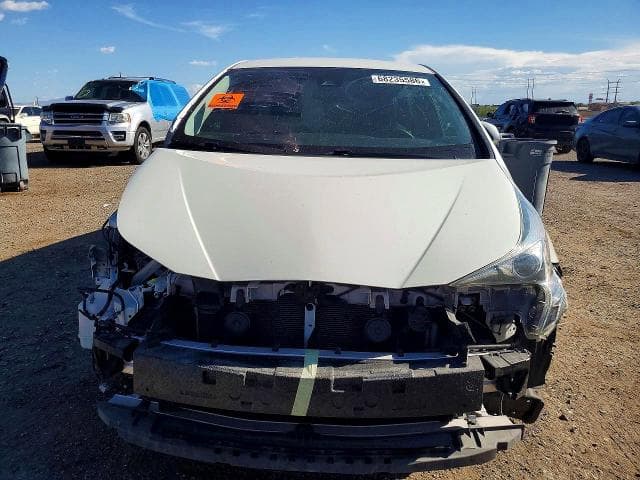 2017 TOYOTA PRIUS THREE TOURING 5