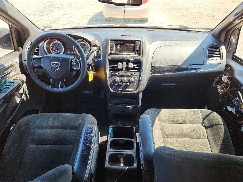 2017 DODGE GRAND CARAVAN SE 8