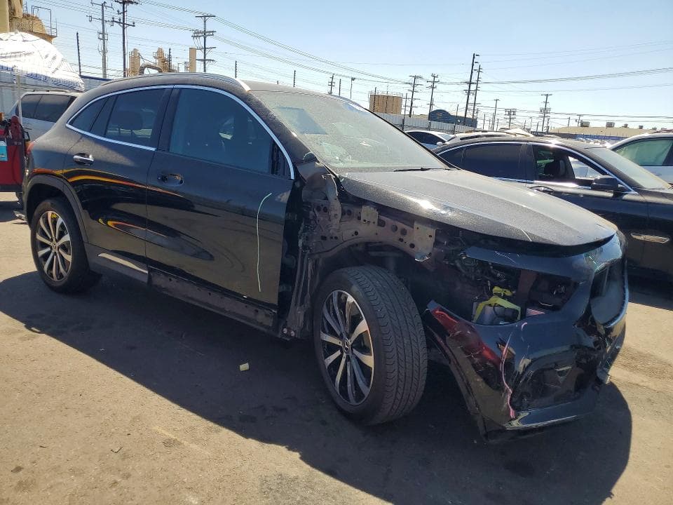 2023 MERCEDES-BENZ GLA 250 4