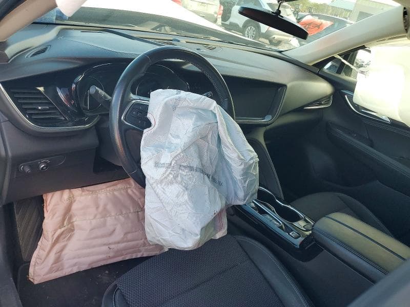 2021 BUICK ENVISION PREFERRED 8