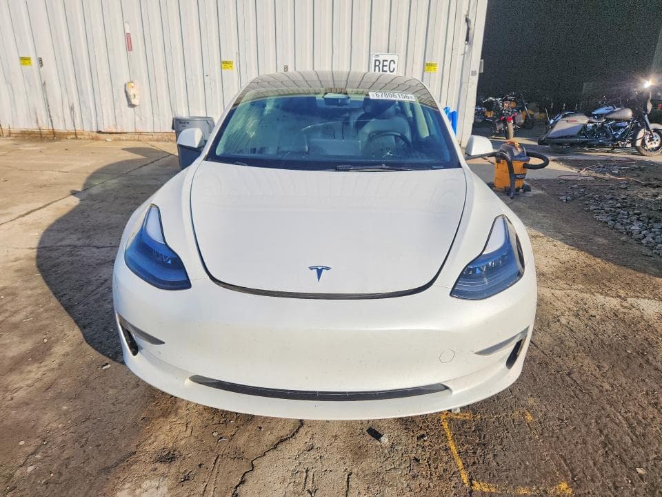 2023 TESLA MODEL 3 5