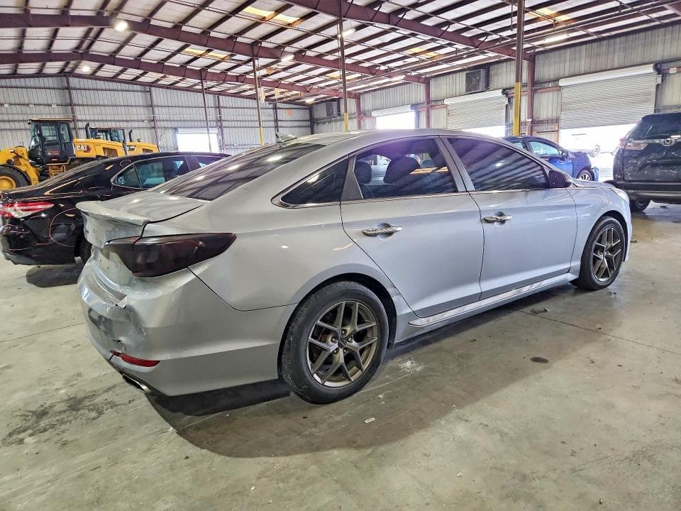 2017 HYUNDAI SONATA SPORT 3