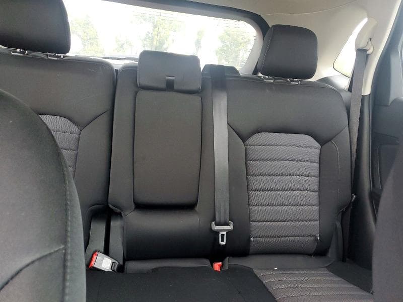 2022 FORD EDGE SE 10