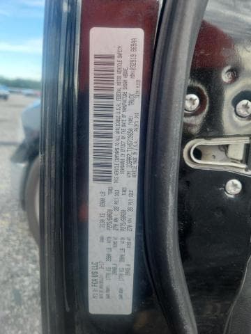 2017 RAM 1500 SLT 12