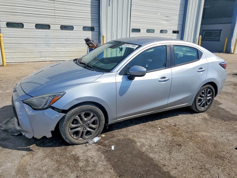 2019 TOYOTA YARIS LE
