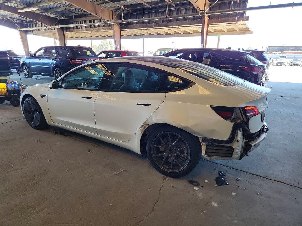 2022 TESLA MODEL 3 2