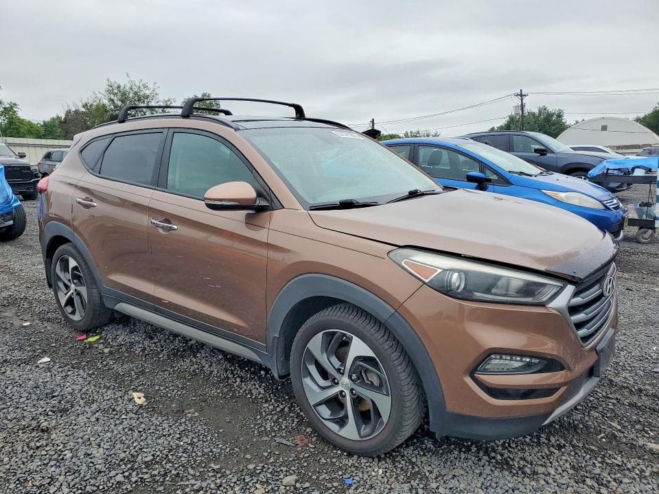 2017 HYUNDAI TUCSON LIMITED 4