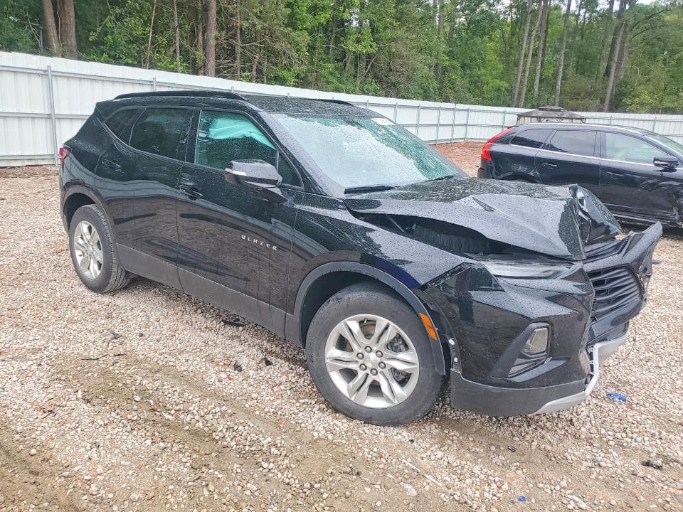 2021 CHEVROLET BLAZER 2LT 4