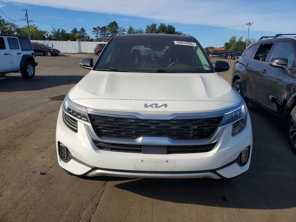 2022 KIA SELTOS SX 5