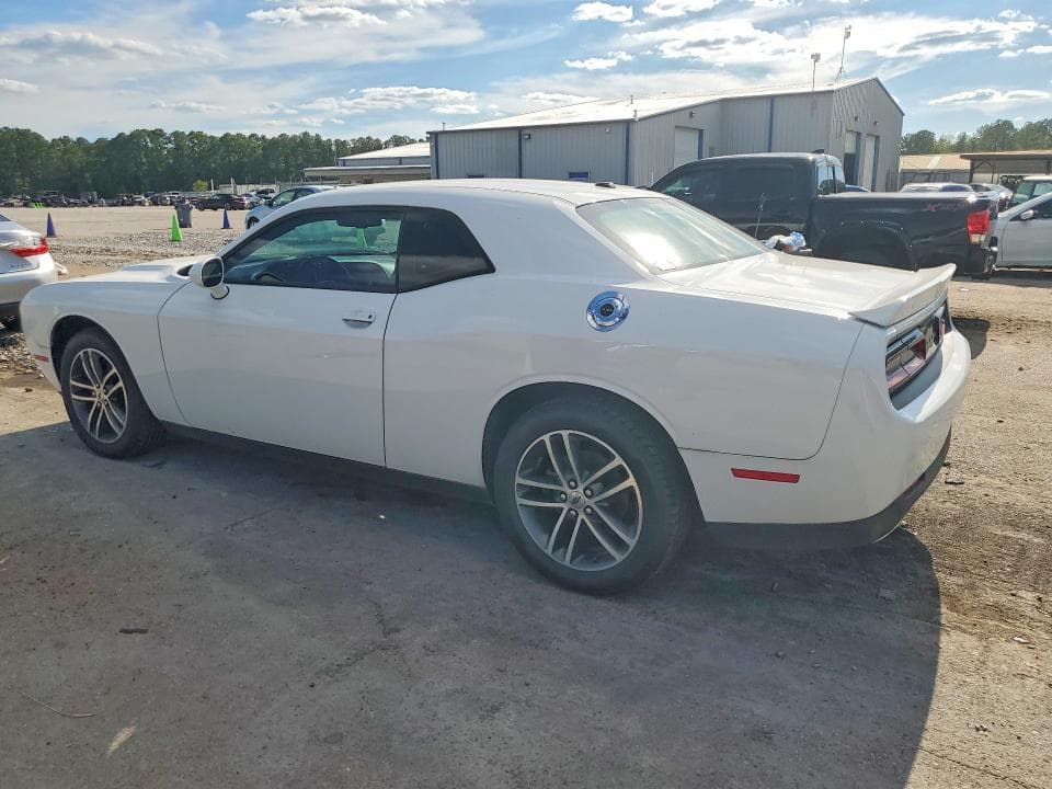 2019 DODGE CHALLENGER SXT 2