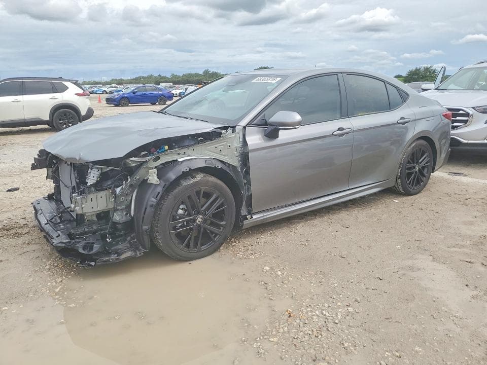 2026 TOYOTA CAMRY SE - 1