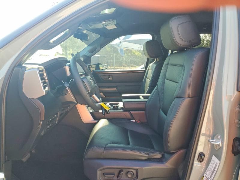 2025 TOYOTA TUNDRA SR5 7