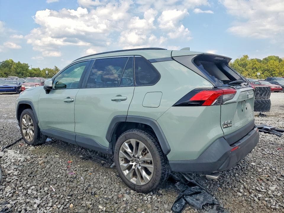 2020 TOYOTA RAV4 XLE PREMIUM 2