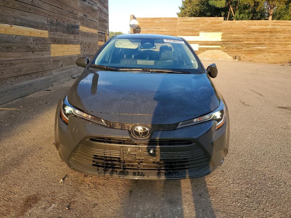 2025 TOYOTA COROLLA LE 5