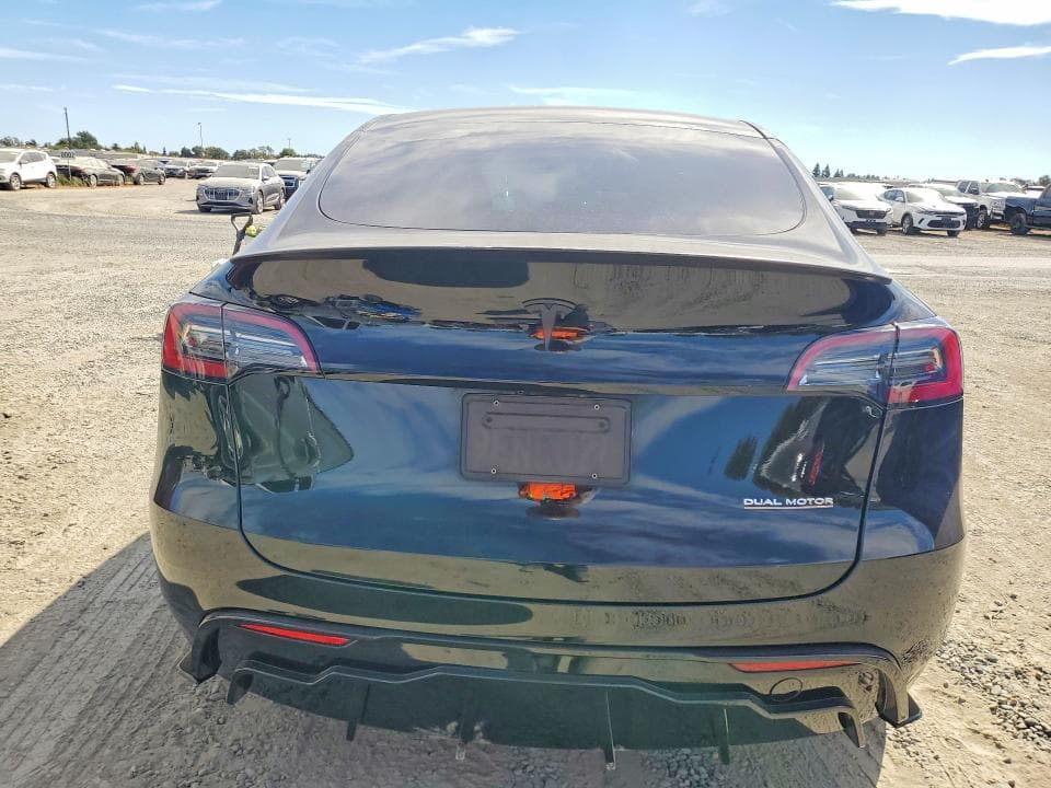 2023 TESLA MODEL Y 6