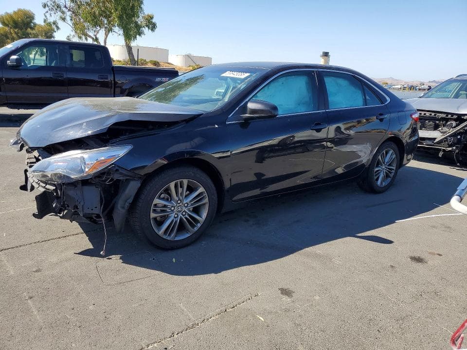 2017 TOYOTA CAMRY SE