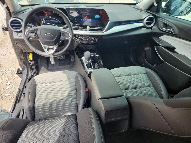 2026 CHEVROLET TRAX 1LT 8