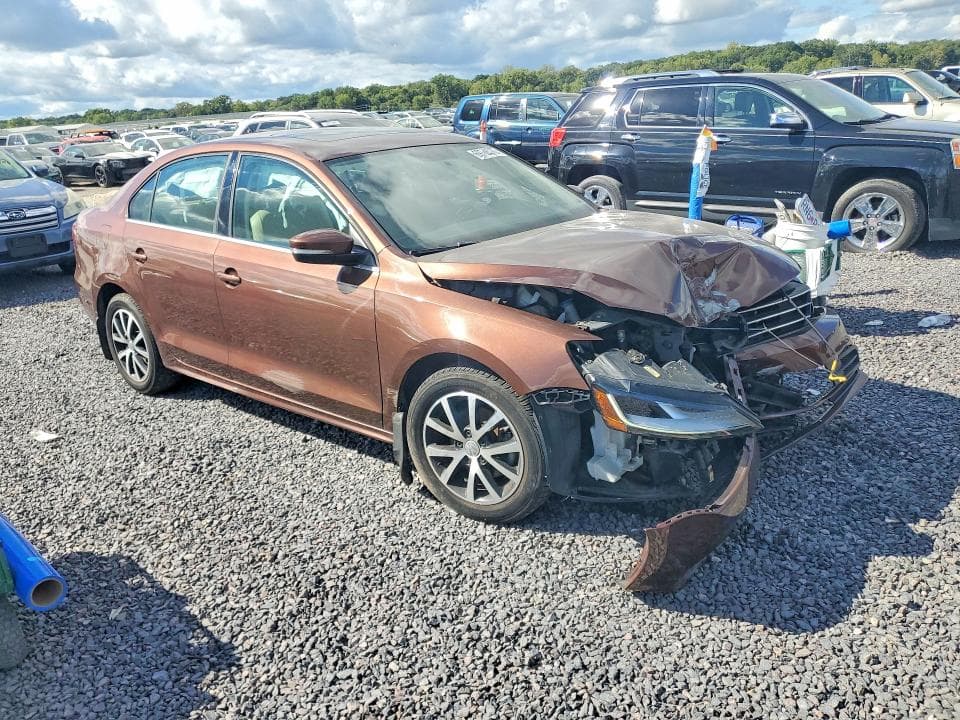 2017 VOLKSWAGEN JETTA SE 4
