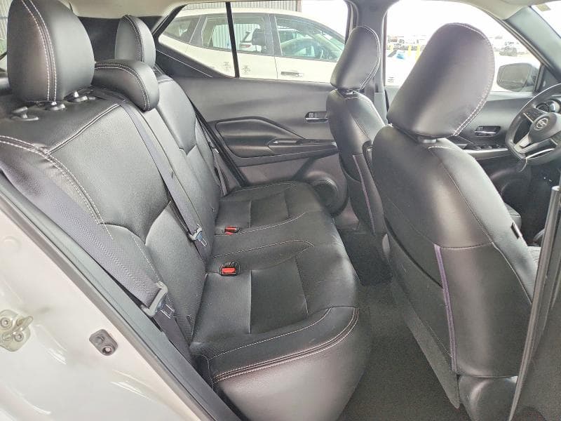 2019 NISSAN KICKS SV 11