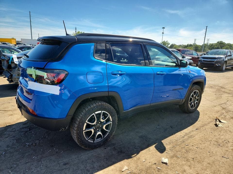2025 JEEP COMPASS TRAILHAWK 3